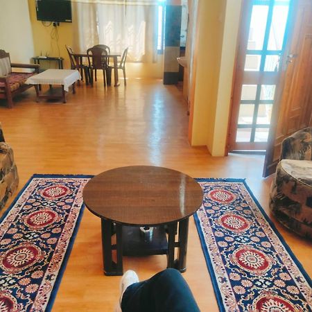 Thakur Apartment Шимла Екстериор снимка