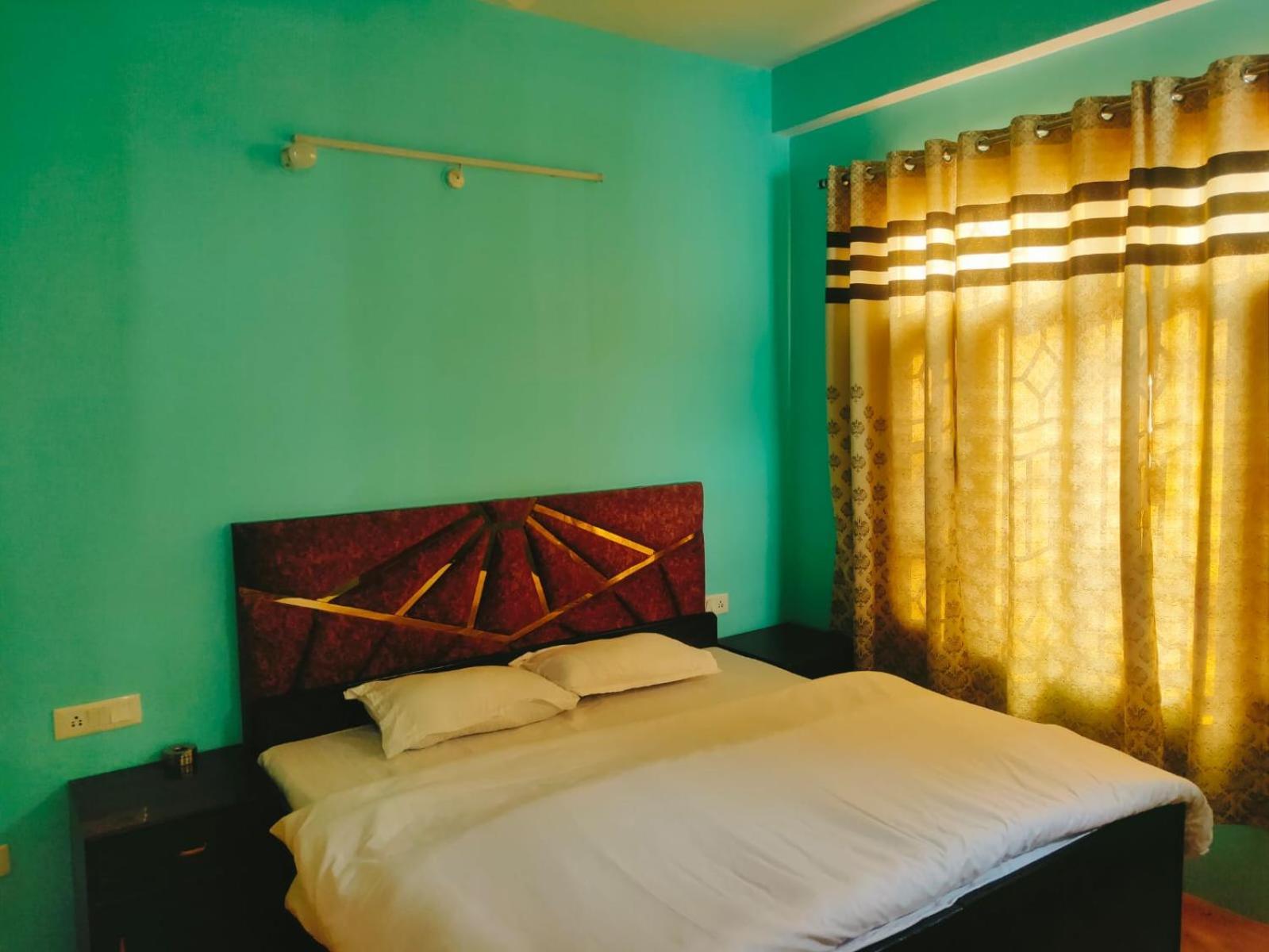 Thakur Apartment Шимла Екстериор снимка